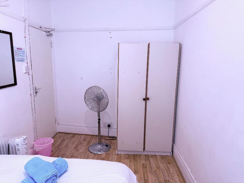 Rahal Hackney image