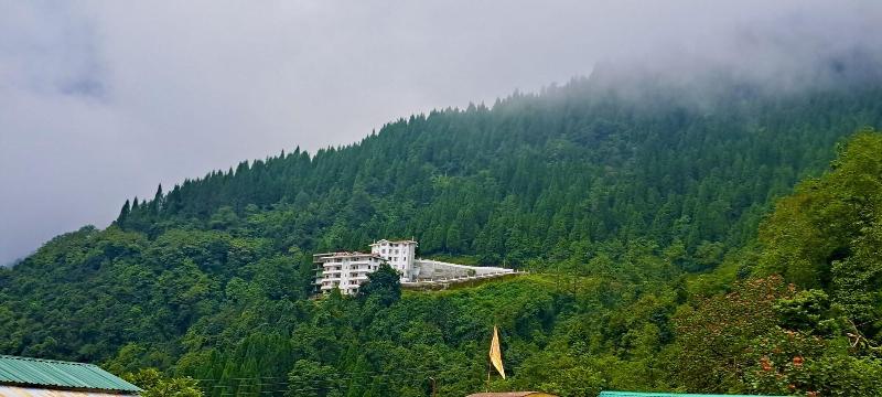 Glenz Resort