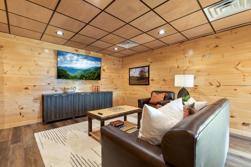 Parkway Paradise W Private Hot Tub — photo 3