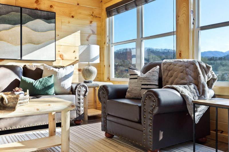 Parkway Paradise W Private Hot Tub — photo 47