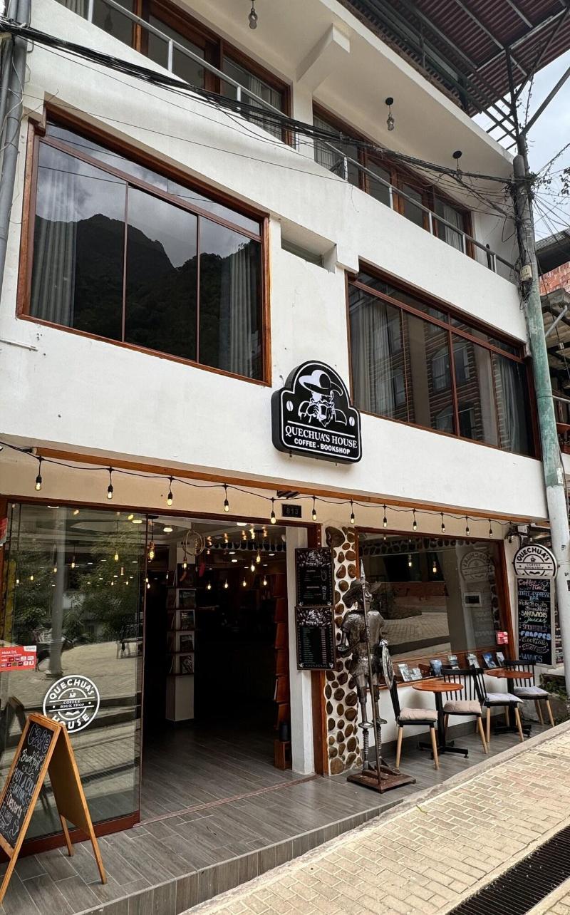 Quechuas House Hostal Coffee