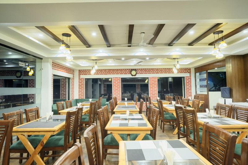 Trideus Chandseena Valley Resort image