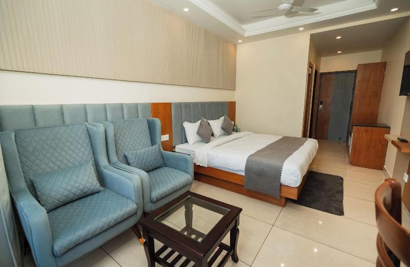 Trideus Chandseena Valley Resort image