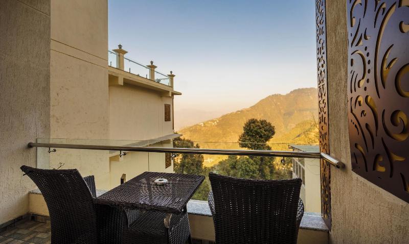 Trideus Chandseena Valley Resort image