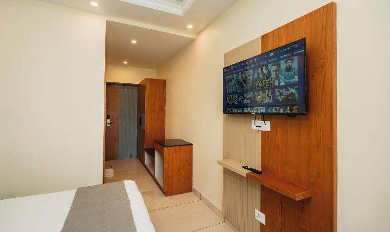 Trideus Chandseena Valley Resort image