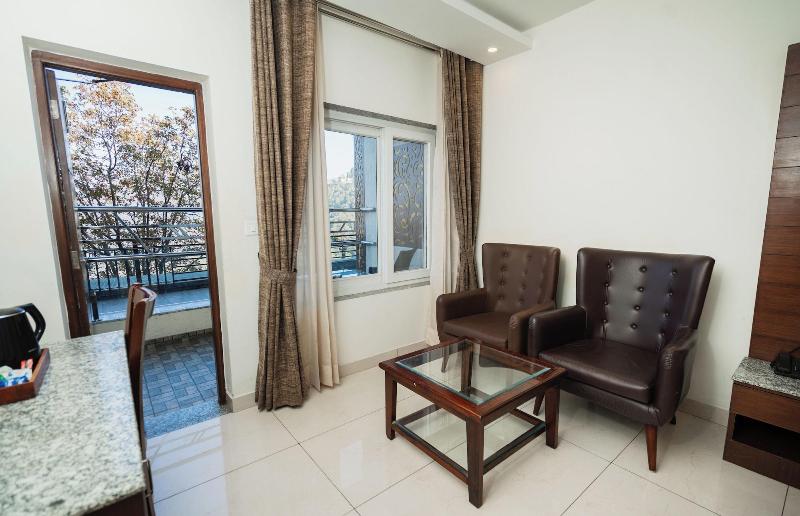 Trideus Chandseena Valley Resort image