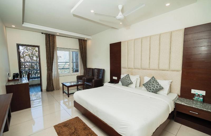 Trideus Chandseena Valley Resort image