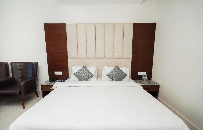 Trideus Chandseena Valley Resort image