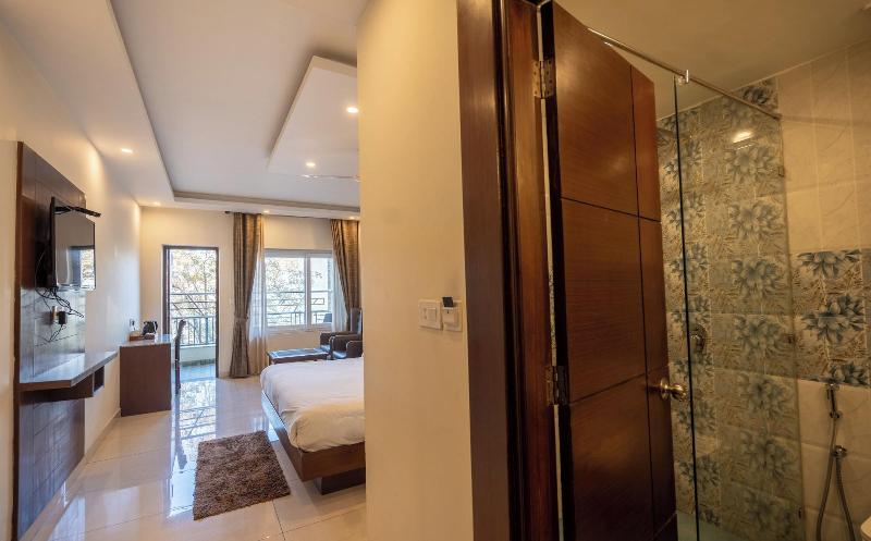 Trideus Chandseena Valley Resort image