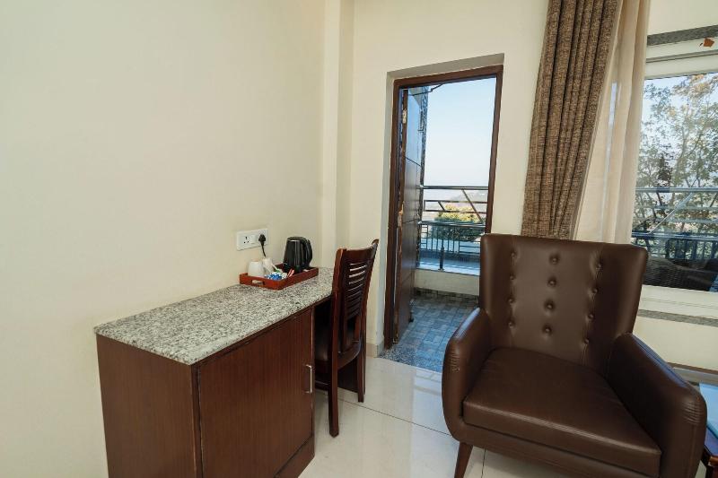 Trideus Chandseena Valley Resort image