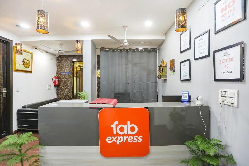 Fabexpress The Arrow image