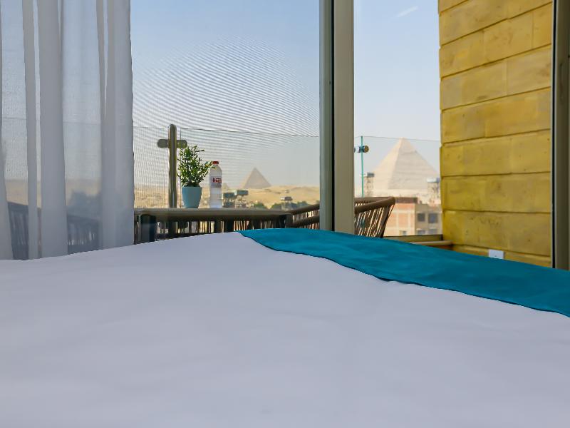 Diamonds Pyramids View Inn image