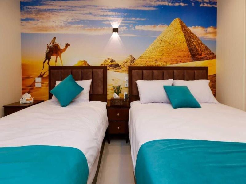 Diamonds Pyramids View Inn image