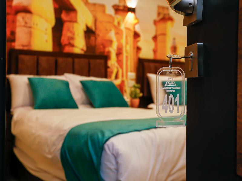 Diamonds Pyramids View Inn image