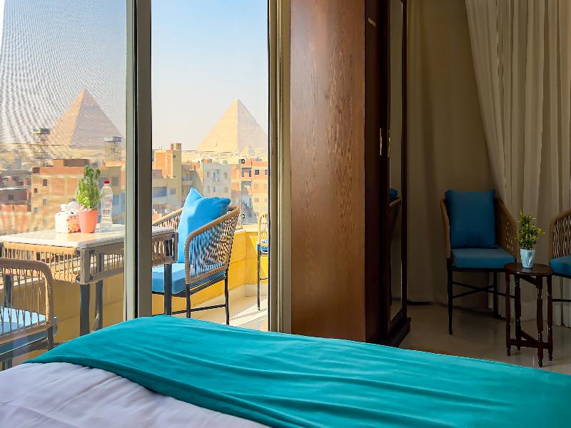 Diamonds Pyramids View Inn image