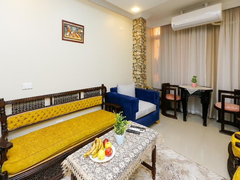 Diamonds Pyramids View Inn image
