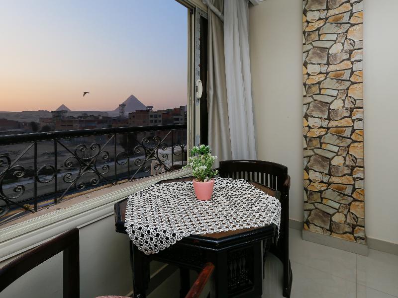 Diamonds Pyramids View Inn image