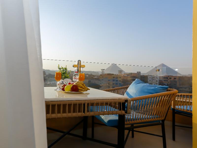 Diamonds Pyramids View Inn image