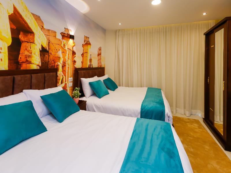 Diamonds Pyramids View Inn image