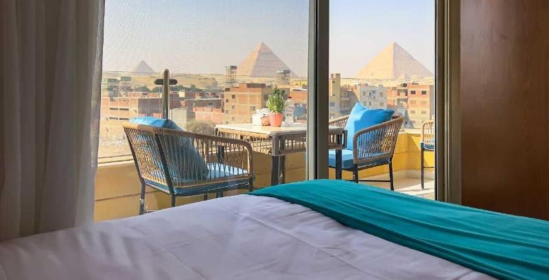 Diamonds Pyramids View Inn image