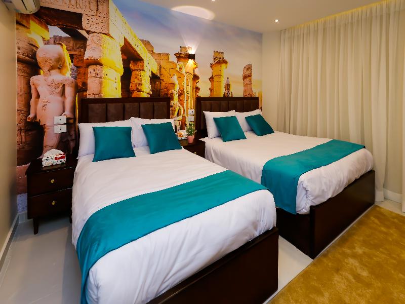 Diamonds Pyramids View Inn image