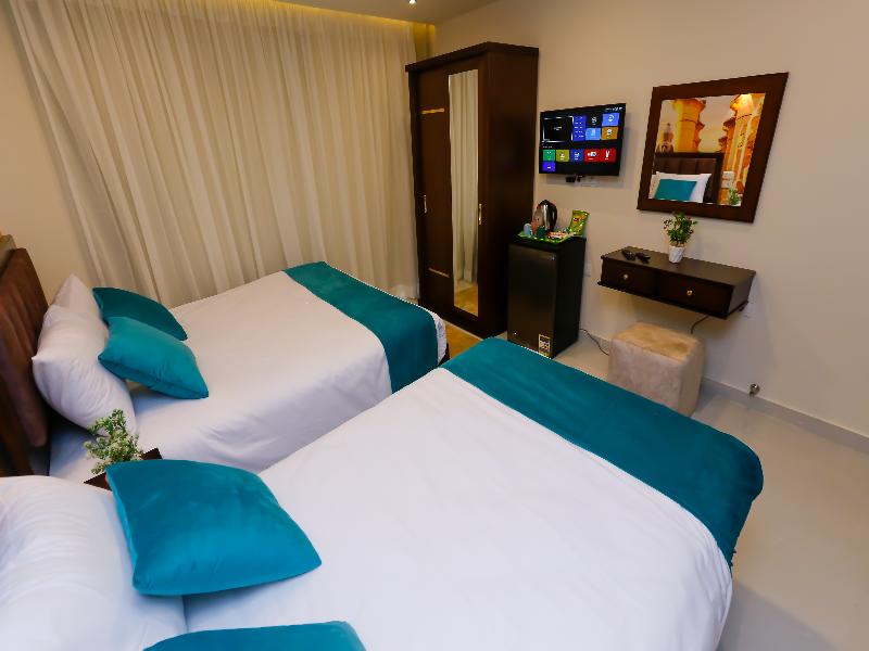 Diamonds Pyramids View Inn image