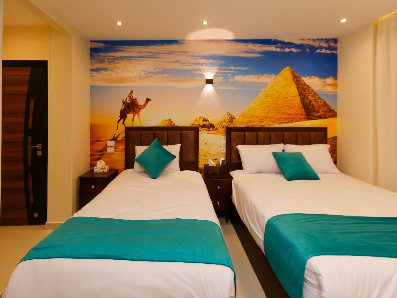 Diamonds Pyramids View Inn image