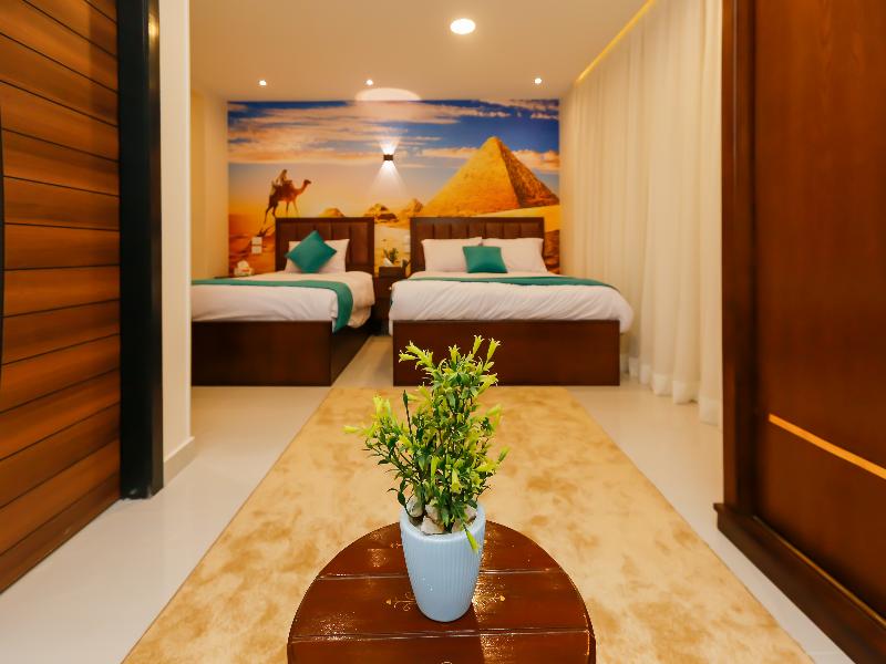 Diamonds Pyramids View Inn image
