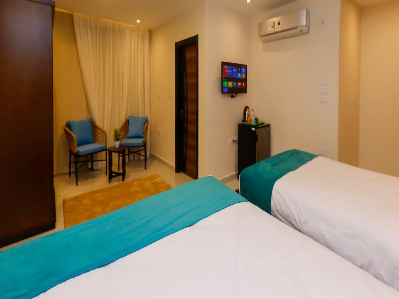 Diamonds Pyramids View Inn image