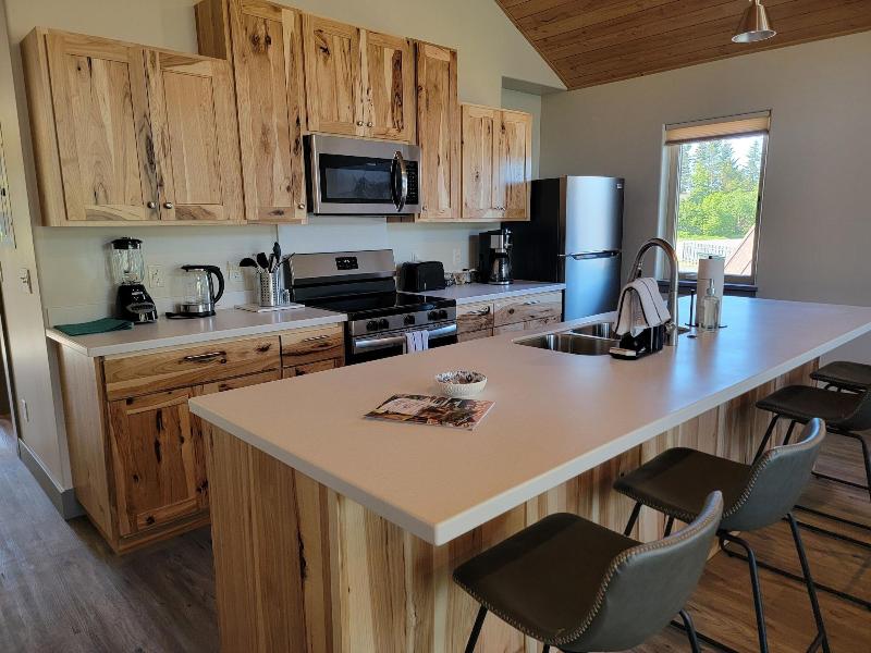 Lakeshore Lodging image 3