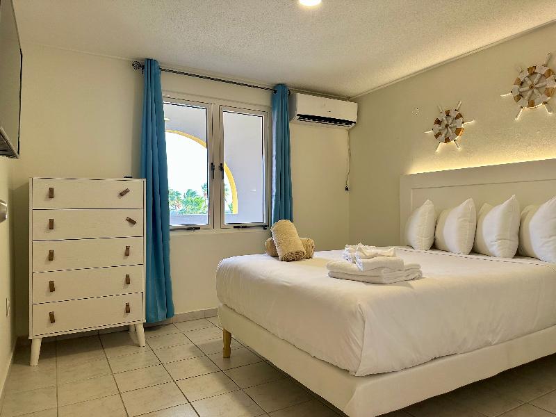 Merakii Seaview Escape Curacao image