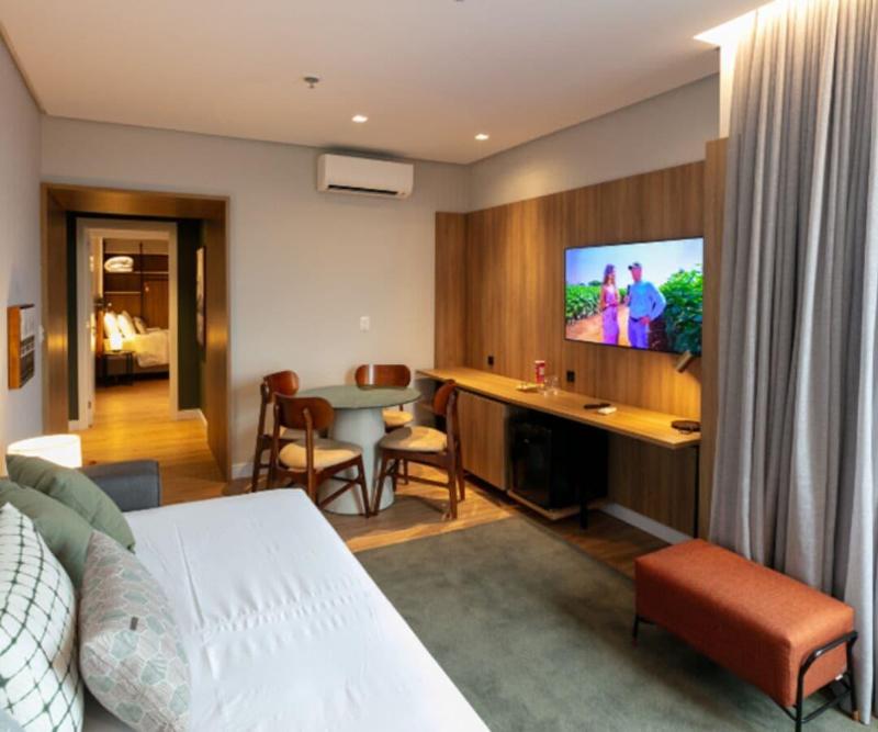 Hotel Monaro Guapora image