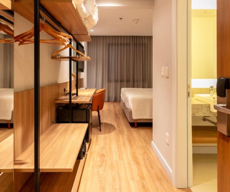 Hotel Monaro Guapora image 10