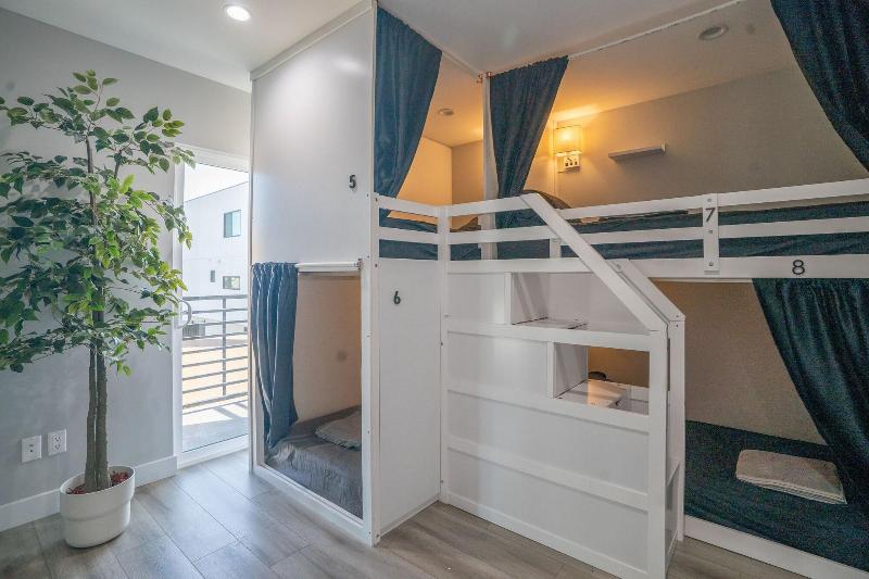 Normandie Hostel image