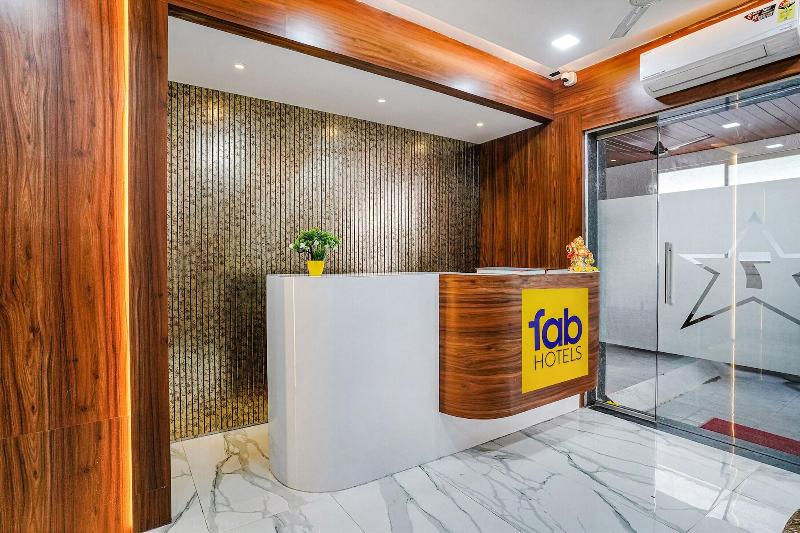 Fabhotel New 7 Star image