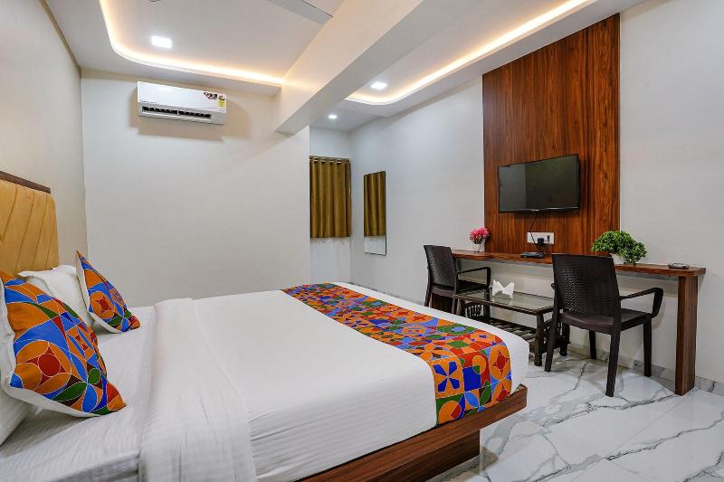 Fabhotel New 7 Star image