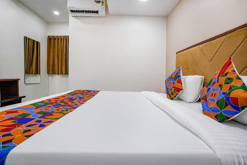 Fabhotel New 7 Star image
