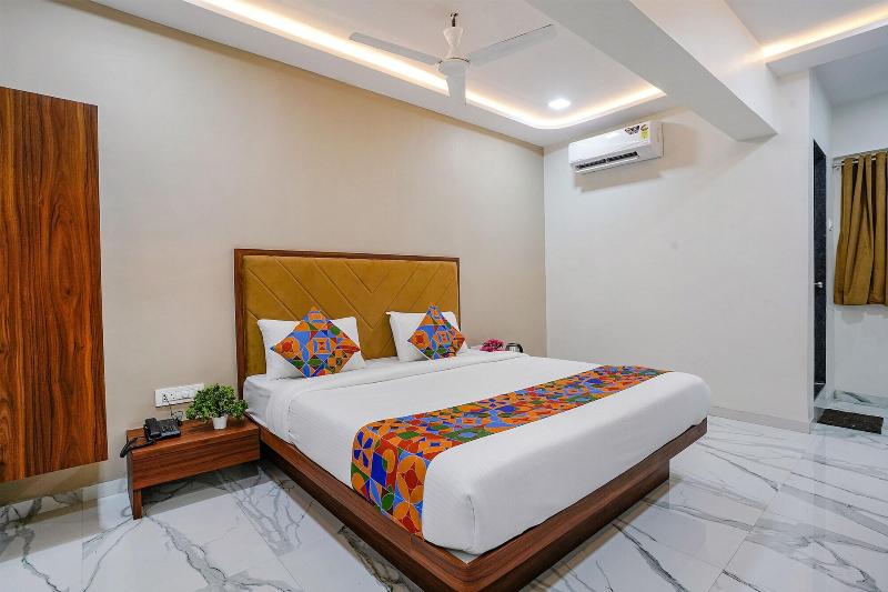 Fabhotel New 7 Star image