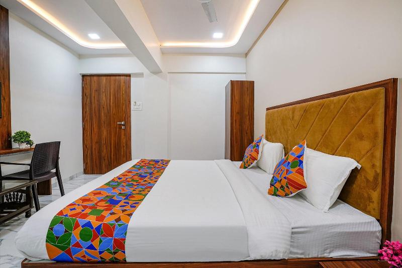 Fabhotel New 7 Star image