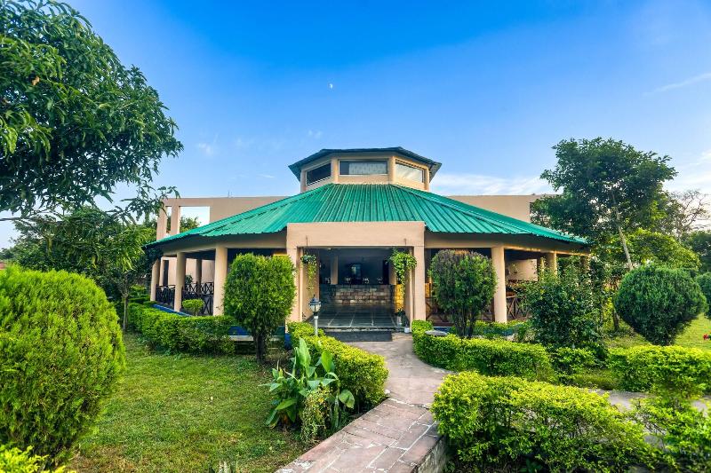 Tusk And Roar Corbett Resort image