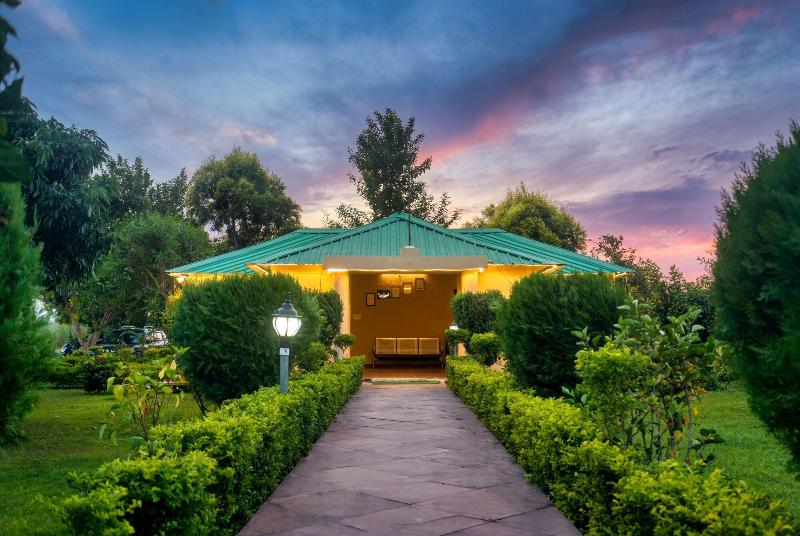 Tusk And Roar Corbett Resort image