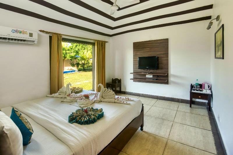 Tusk And Roar Corbett Resort image