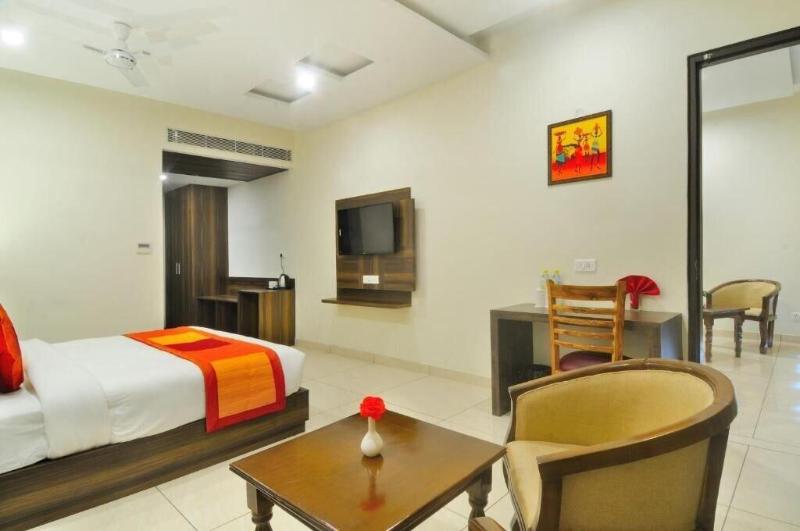 Hotel Royal Vrindaban image