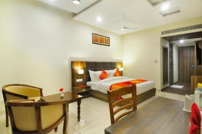 Hotel Royal Vrindaban image