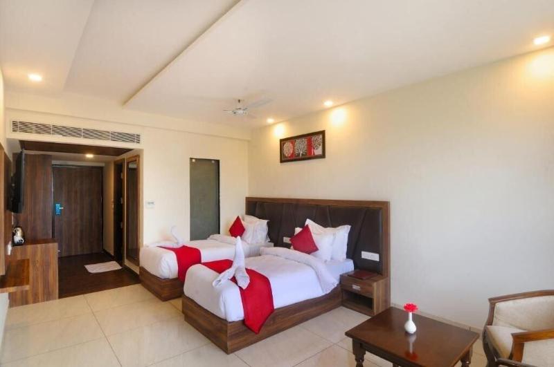 Hotel Royal Vrindaban image
