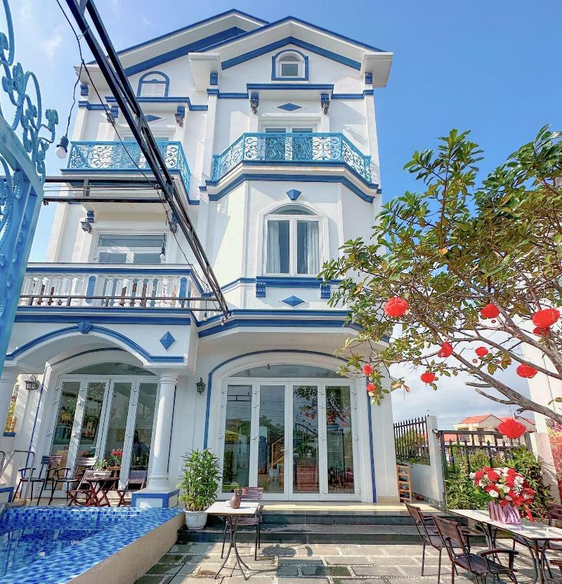 Blue Fish Villa image