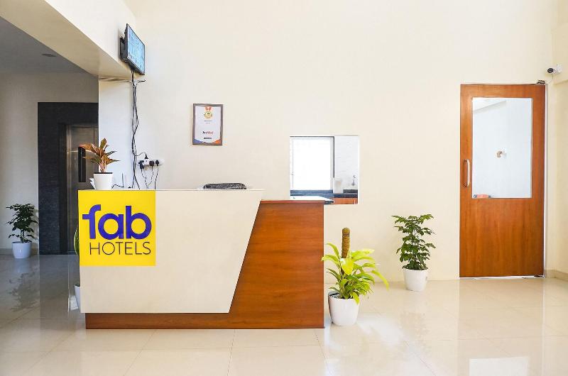 Fabhotel Majestic Luxurious image