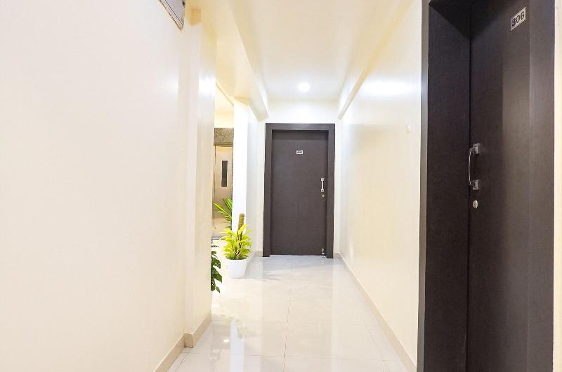 Fabhotel Majestic Luxurious image
