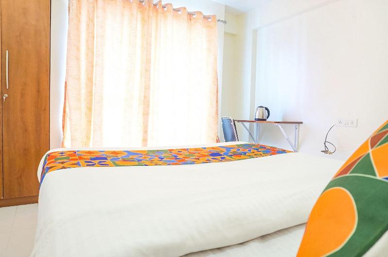 Fabhotel Majestic Luxurious image
