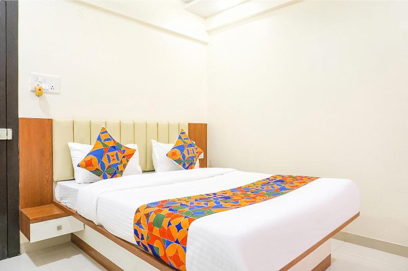 Fabhotel Majestic Luxurious image
